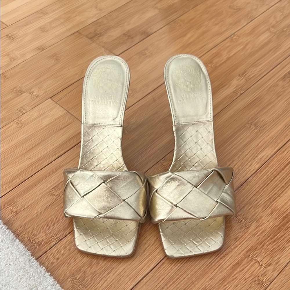 Vince Camuto Gold Sandals Woven Design